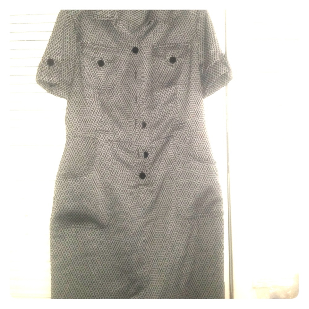 Wear anywhere type of cute dress